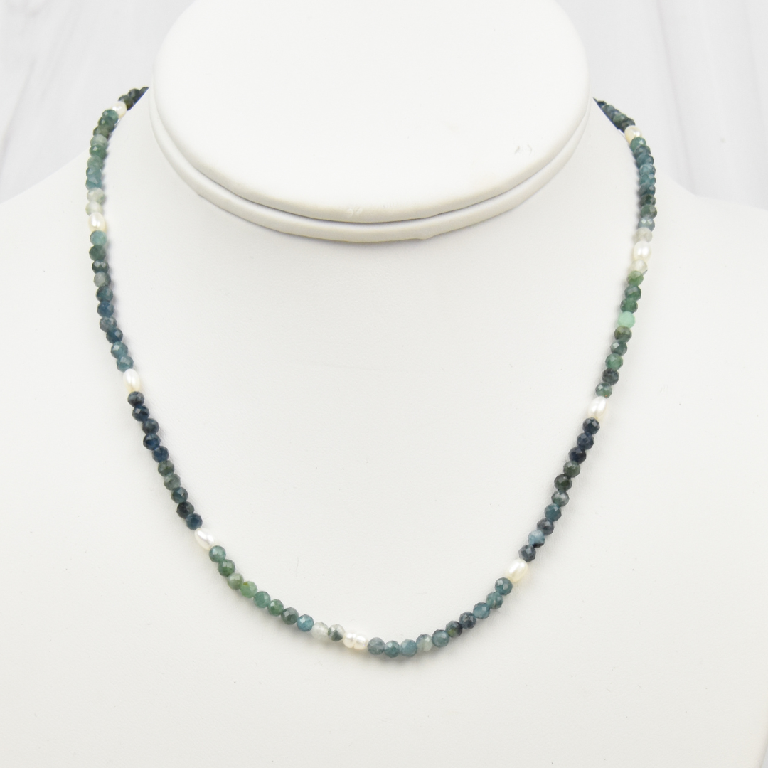 Ocean Pearls Necklace