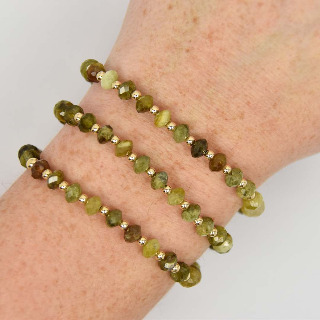 Graceful - Green Garnet