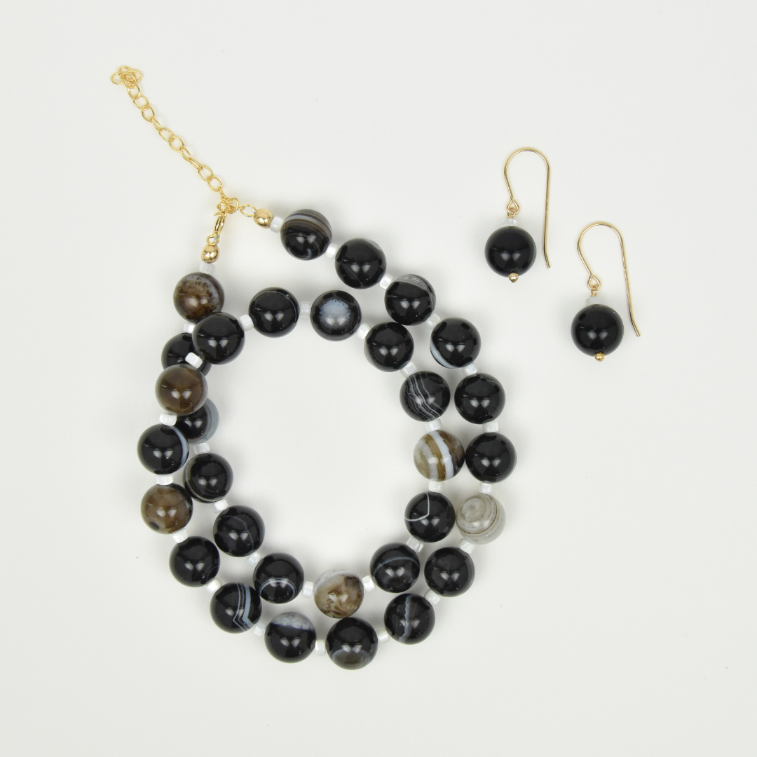 Well Rounded - Black Sardonyx